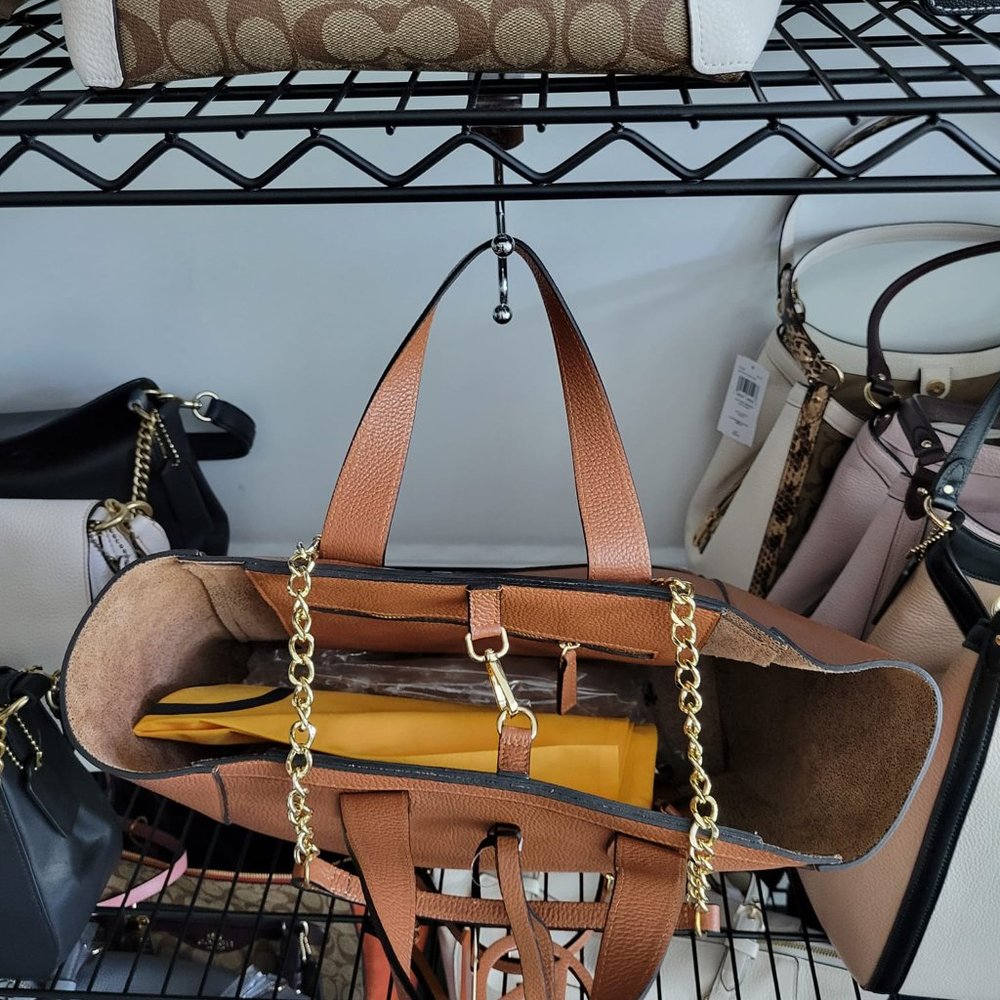 (SOLD) $459 *NEW* Valentino by Mario Valentino Leather Tote - Picture 7 of 15